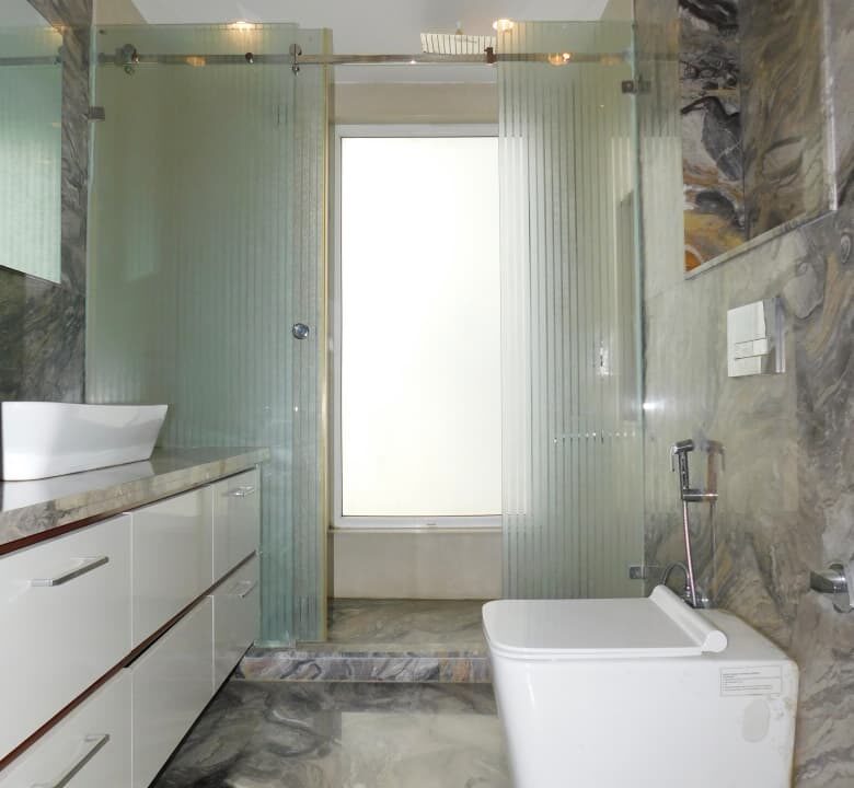 Premium builder floor flats in Defence Colony Delhi for rent